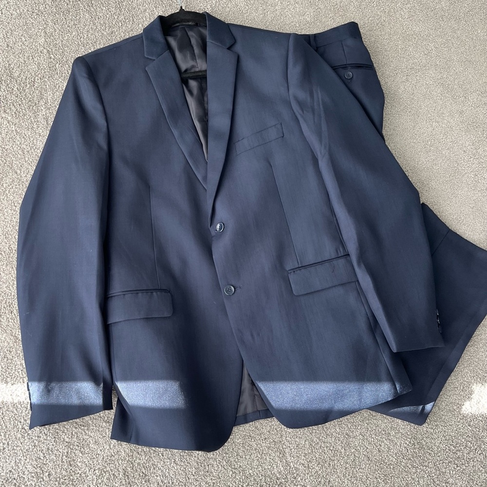 Youth suit jacket with matching pants and white dress shirt size 20